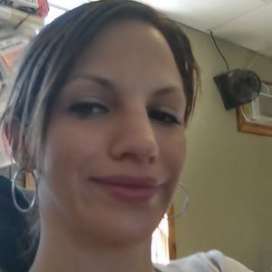 Meet your Posher, Holly